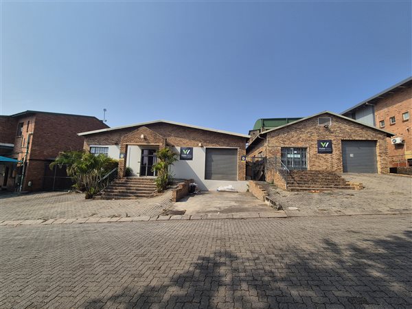 528 m² Industrial space 528 m² Industrial space