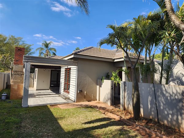 3 Bedroom Townhouse 3 Bedroom Townhouse