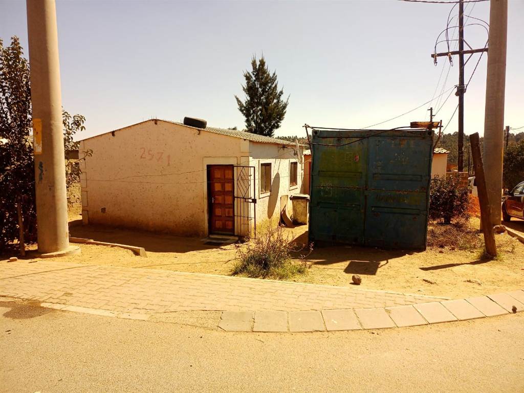 2 Bed House in Durban Roodepoort Deep photo number 7
