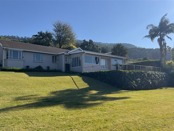 4 Bedroom House 4 Bedroom House