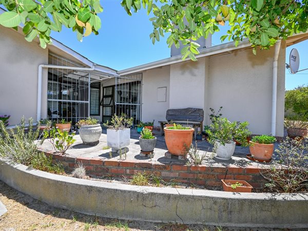 3 Bed House in Bellville Central