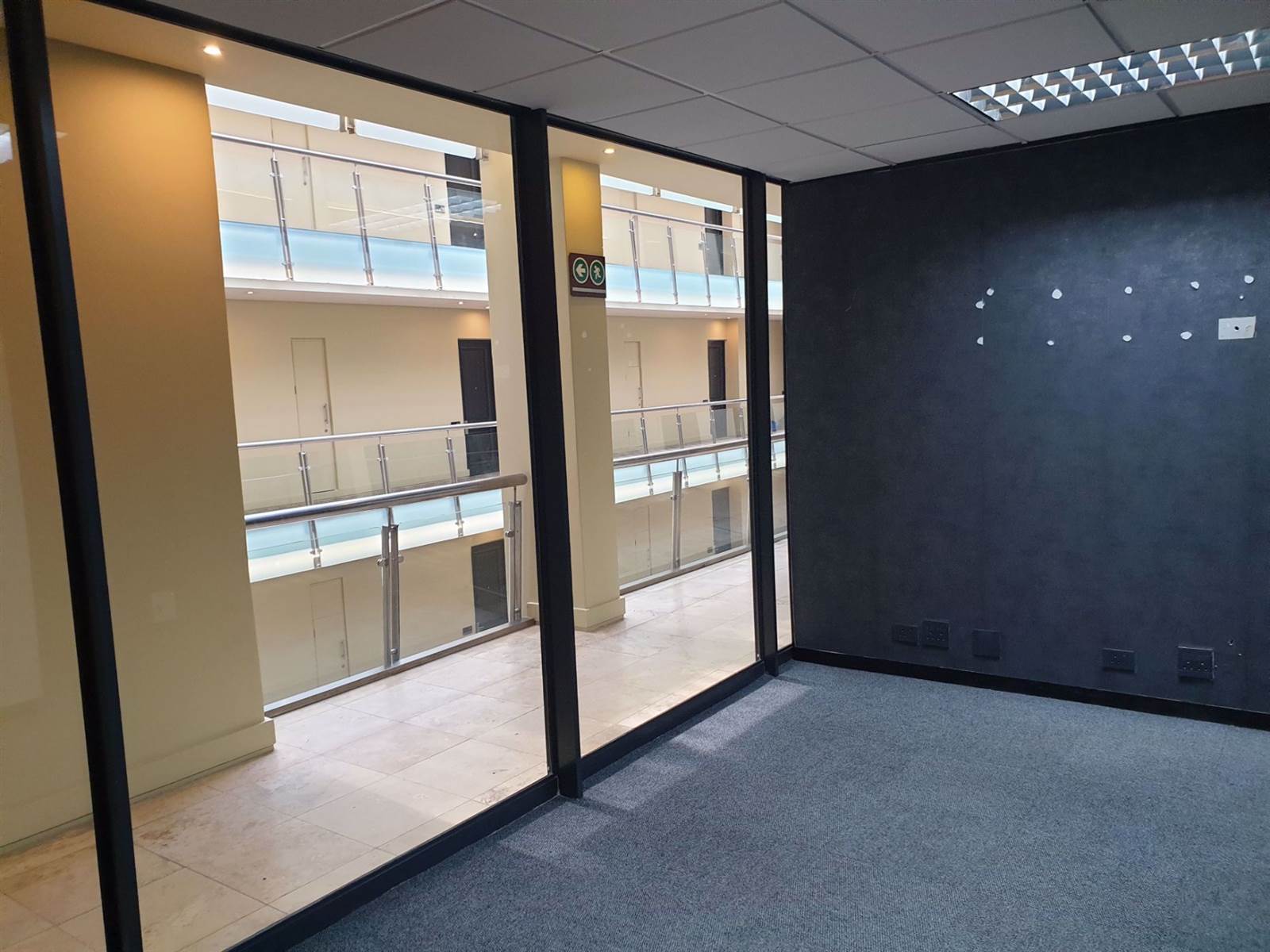 249  m² Office Space in New Town Centre photo number 4