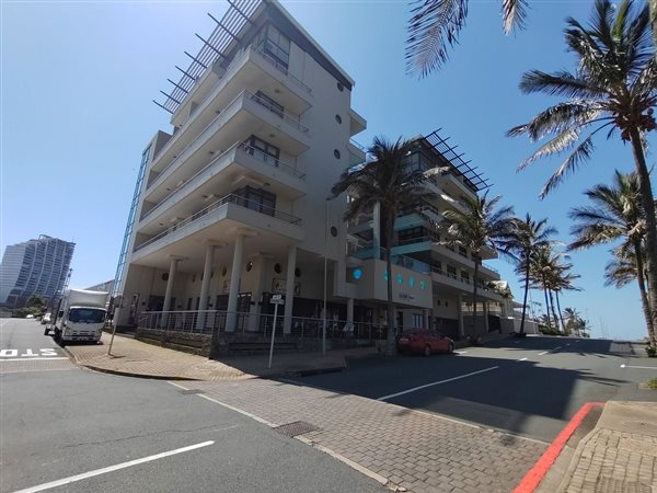 273  m² Office Space in Point Waterfront
