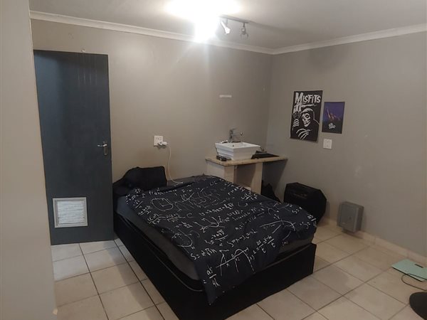 1 Bed Apartment