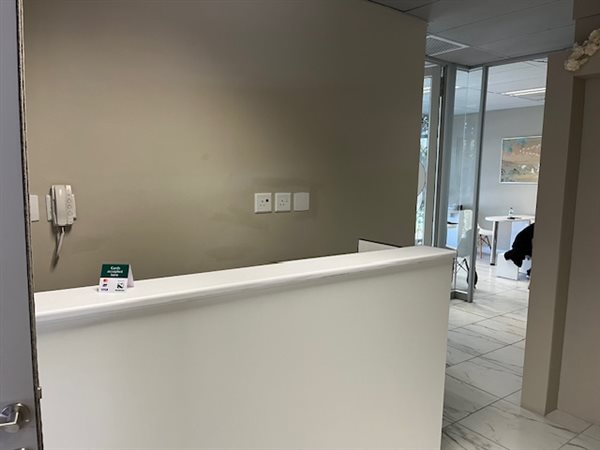 61  m² Office Space in Century City