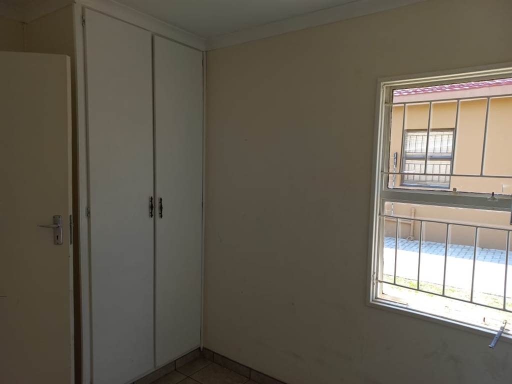 2 Bed Cluster in Vaal Marina photo number 12