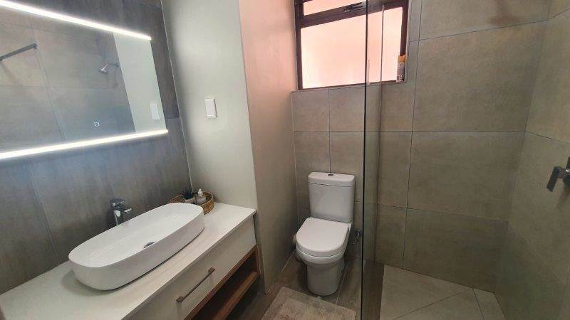 3 Bed Apartment in Ballito photo number 28