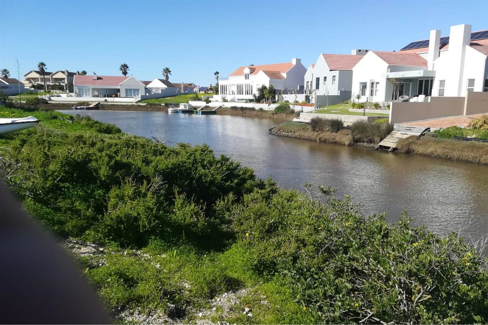 398 m² Land available in Port Owen photo number 2