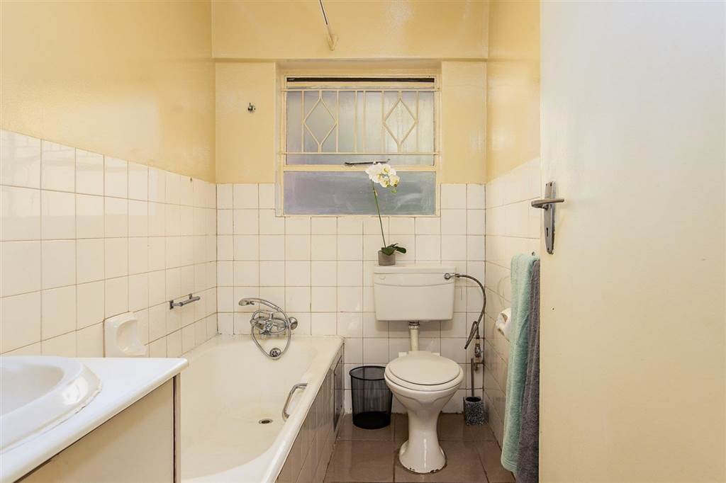 1 Bed Apartment to rent in Bramley RR2154239 Private Property