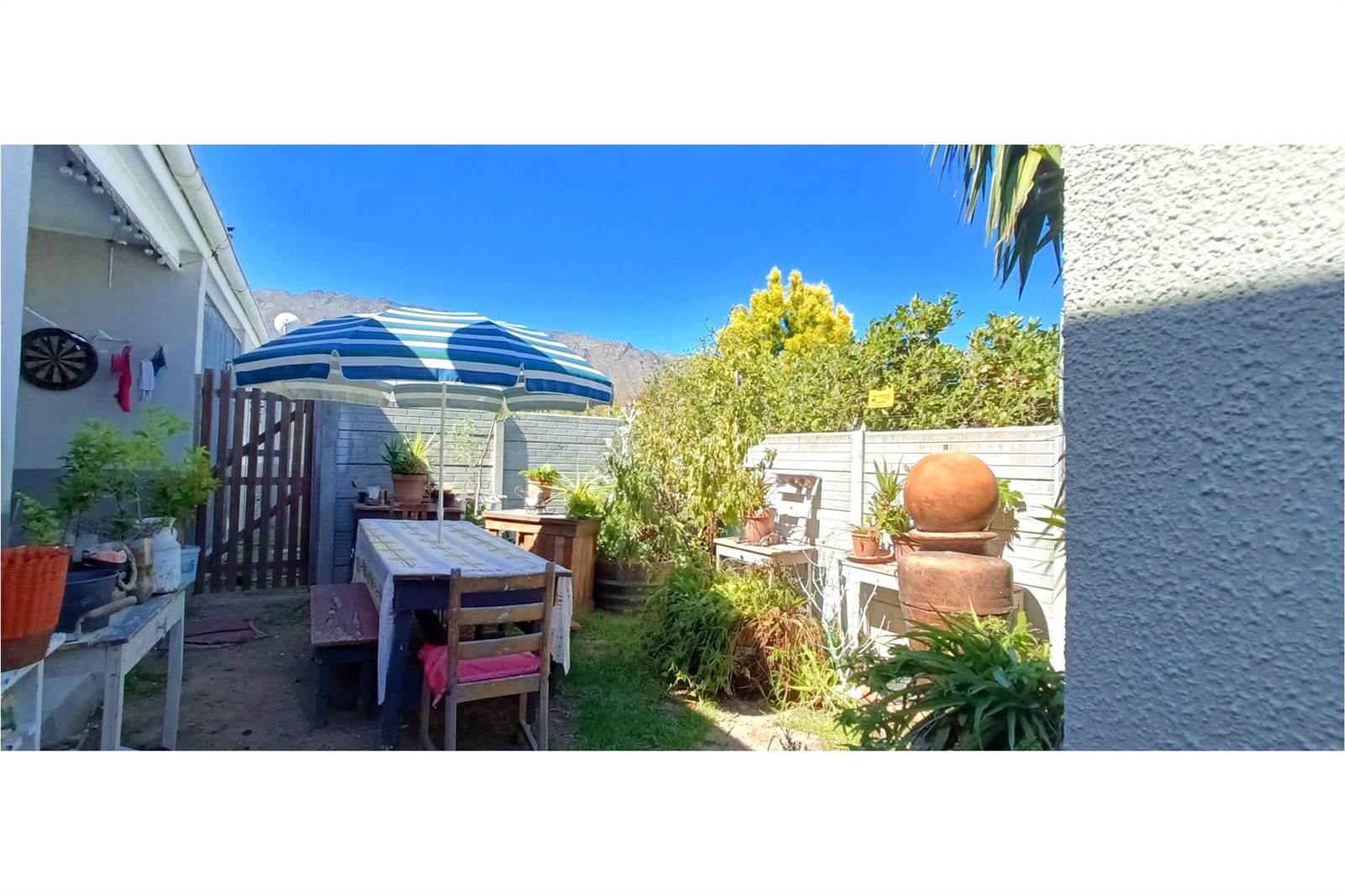 2 Bed Townhouse in Gordons Bay Central photo number 12