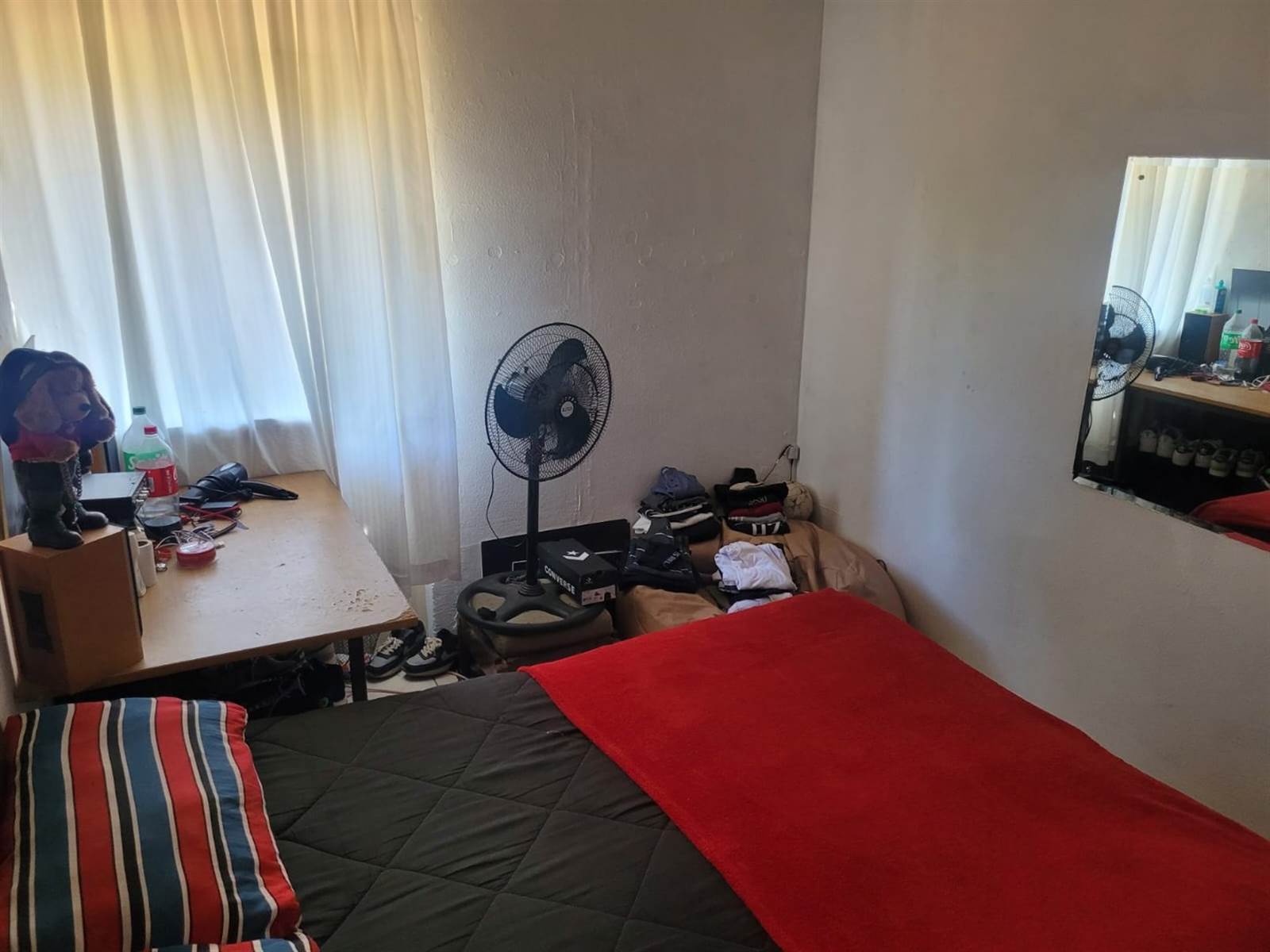 3 Bed Duplex in Montclair photo number 16