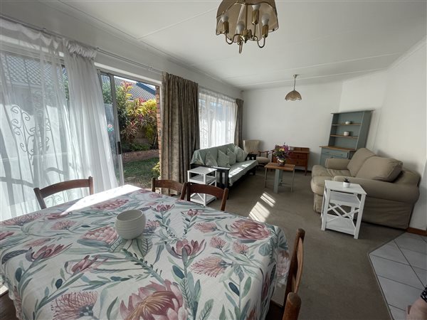 2 Bedroom Townhouse 2 Bedroom Townhouse
