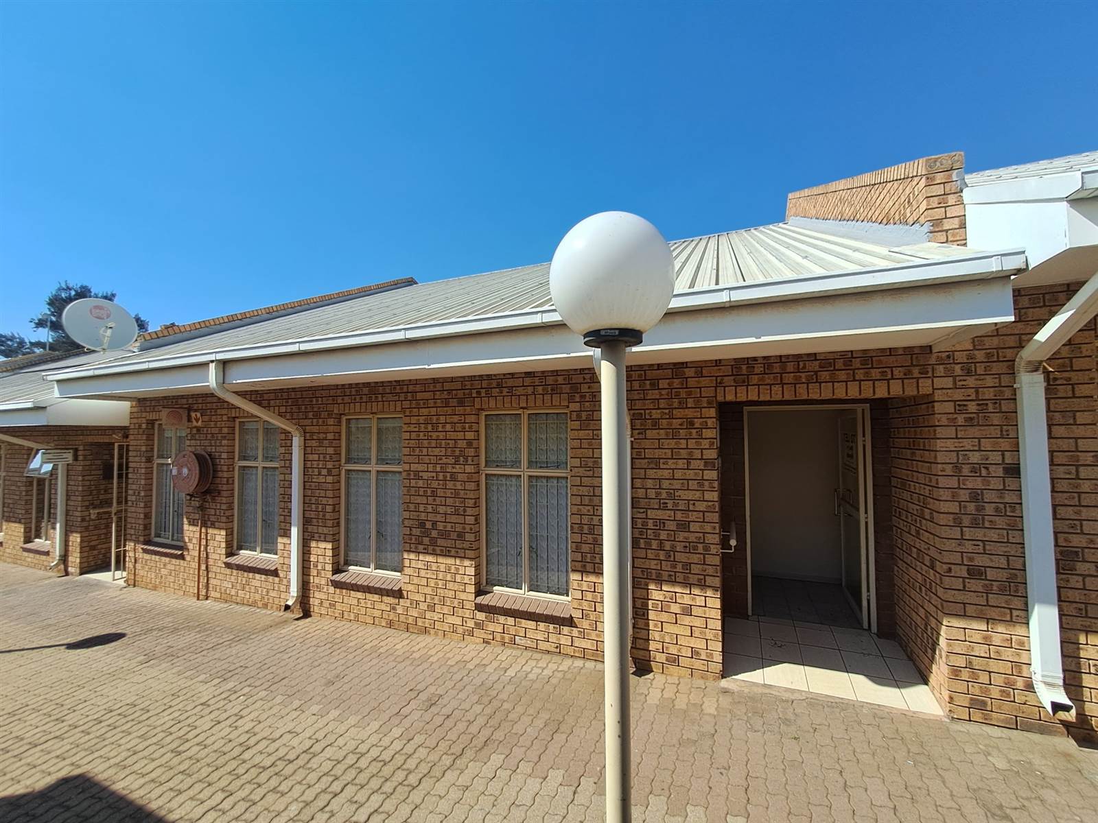 120  m² Office Space in Polokwane Central photo number 1