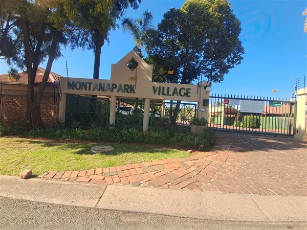 2 Bedroom Townhouse 2 Bedroom Townhouse
