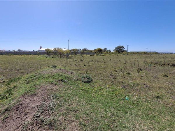 2.9 ha Land available in Greenbushes