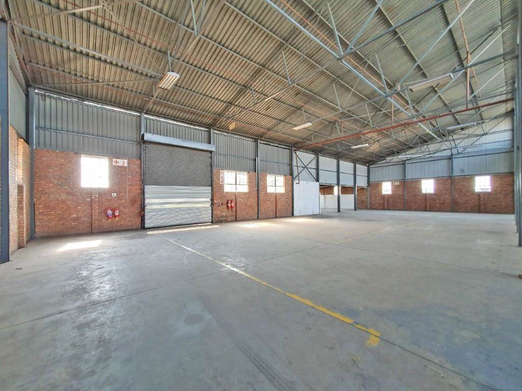 11836  m² Industrial space in Isando photo number 9