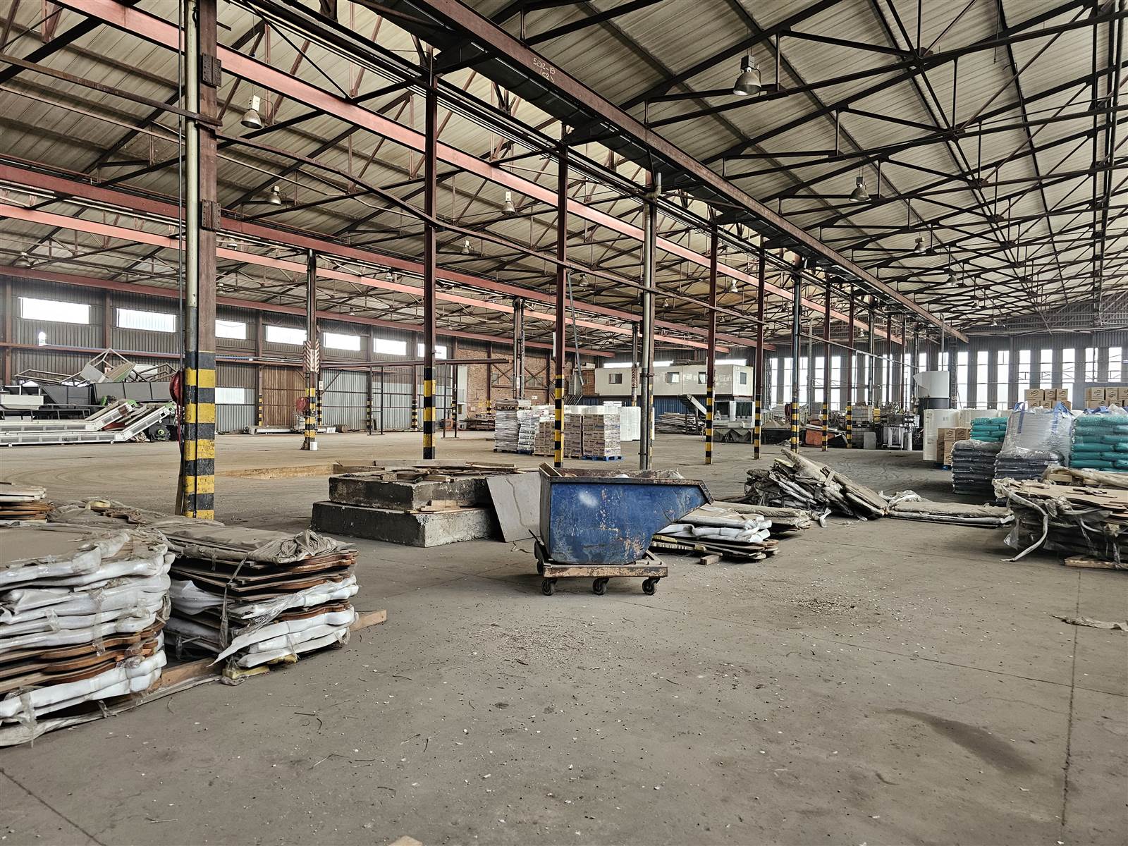 3800  m² Industrial space in Wadeville photo number 9