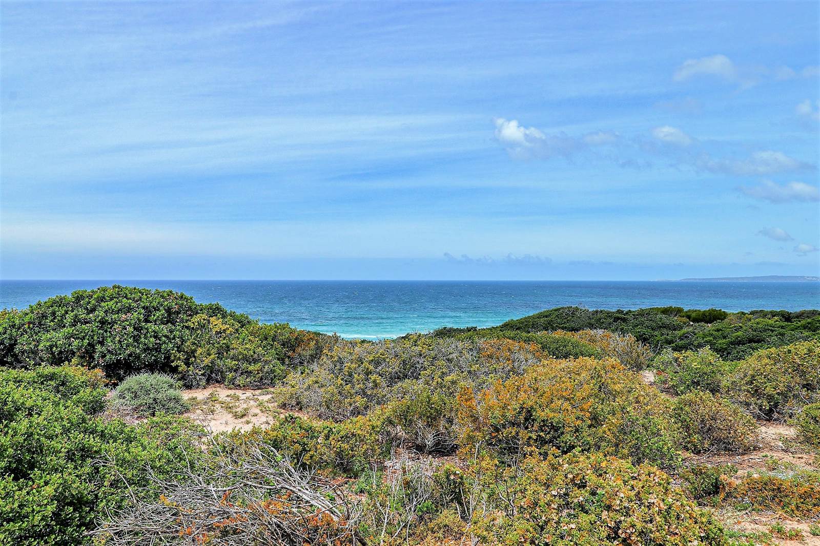 850 m² Land available in Dana Bay photo number 6