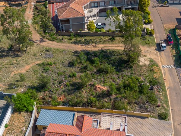 1038 m² Land available in Amandasig