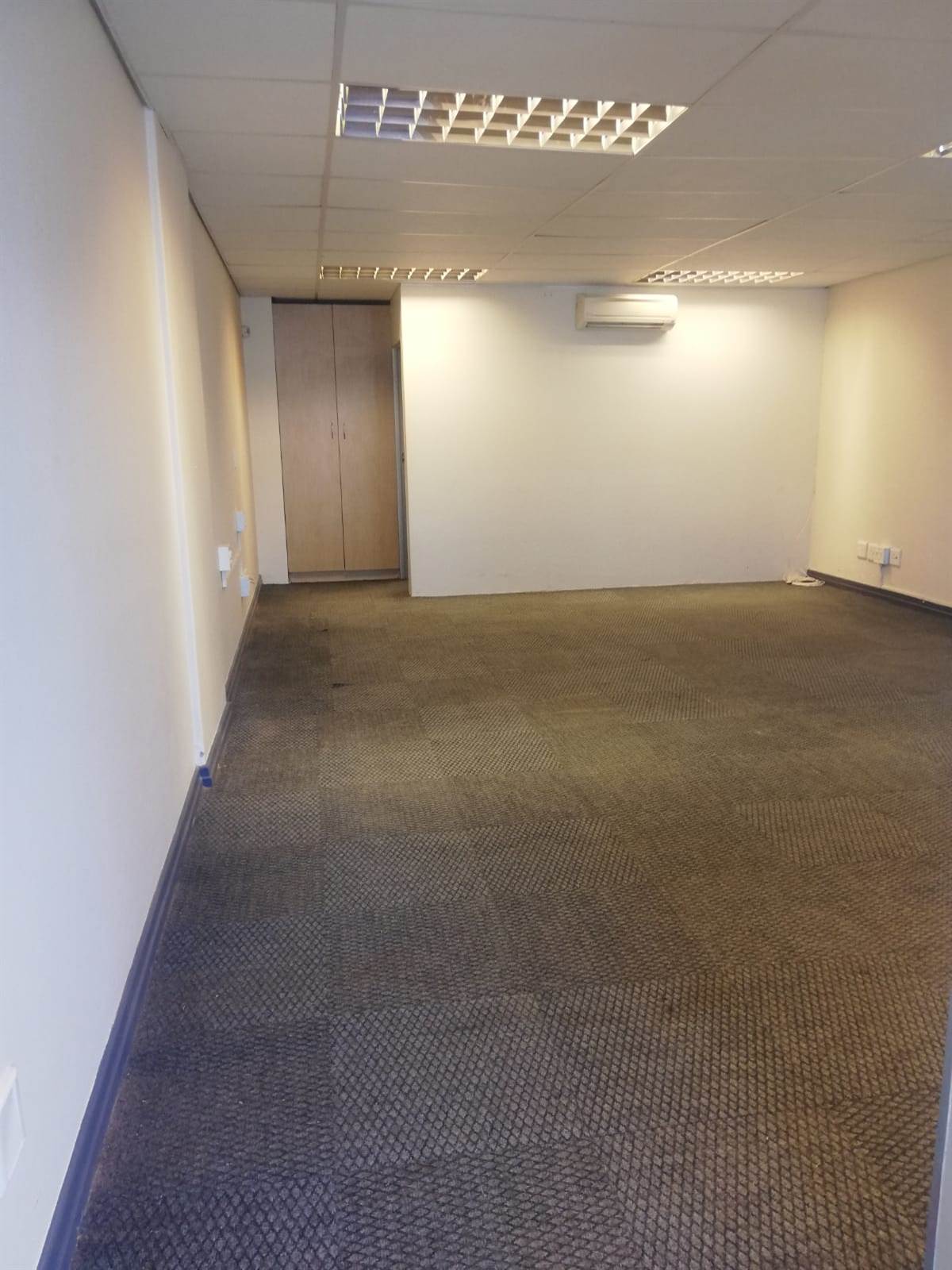 68  m² Office Space in Tyger Valley photo number 5