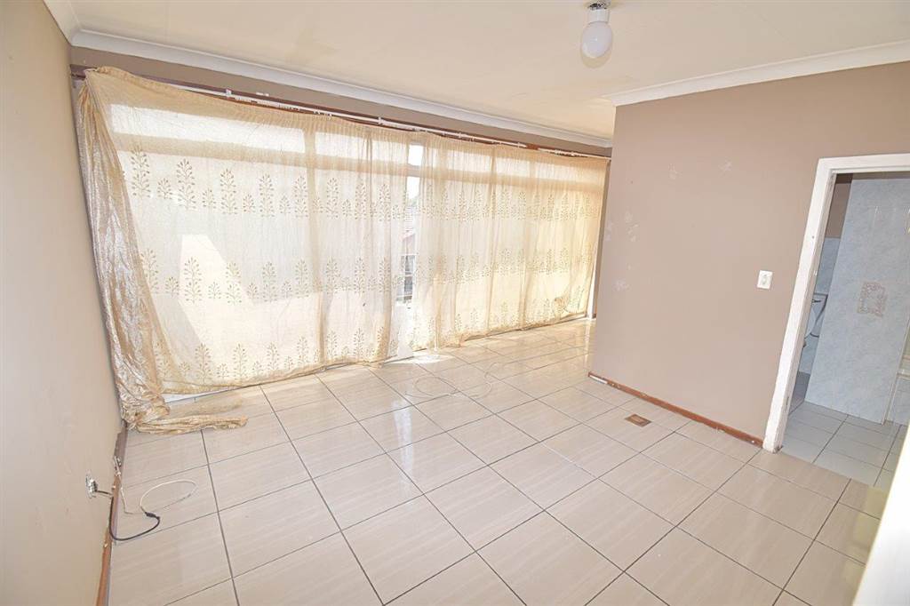 3 Bed House in Brenthurst photo number 17