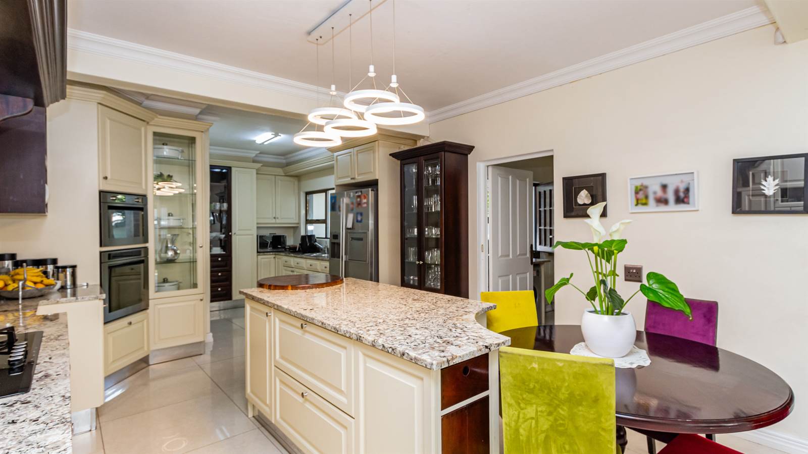 4 Bed House in Douglasdale photo number 9