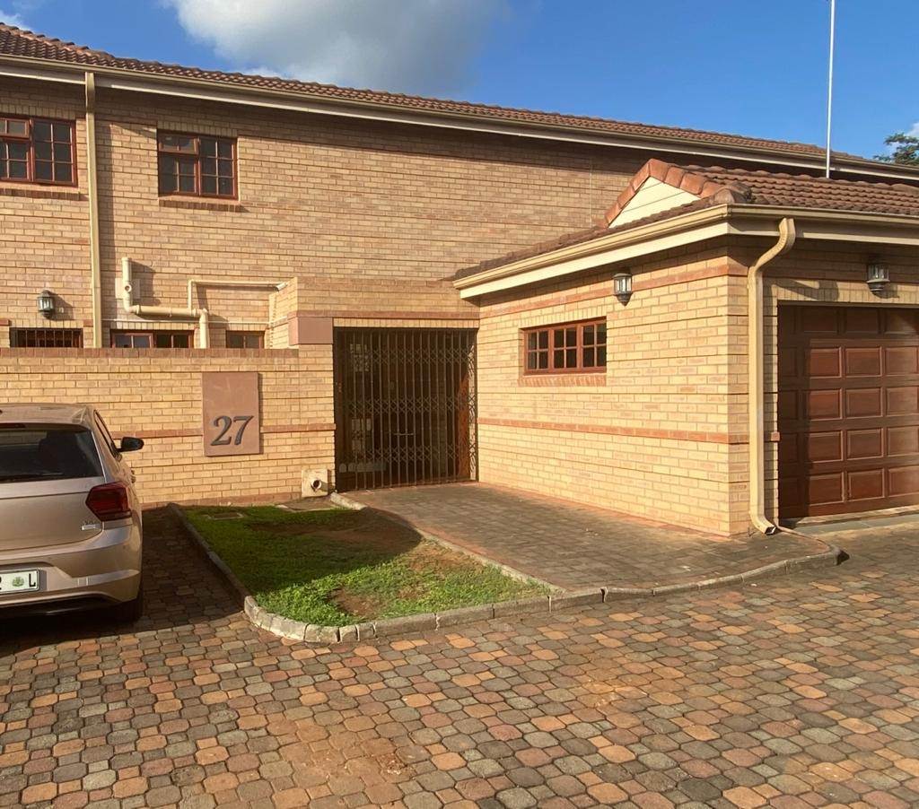 2 Bed Townhouse in Louis Trichardt photo number 19