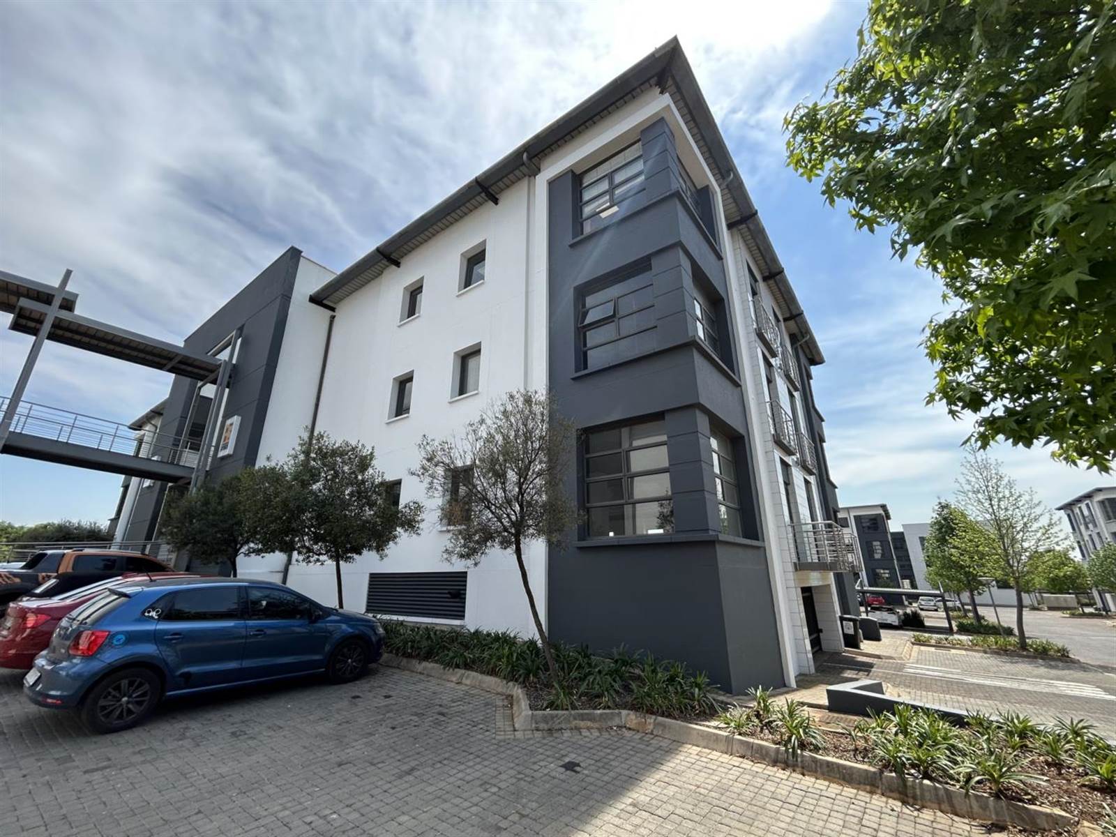 1583  m² Office Space in Highveld photo number 6