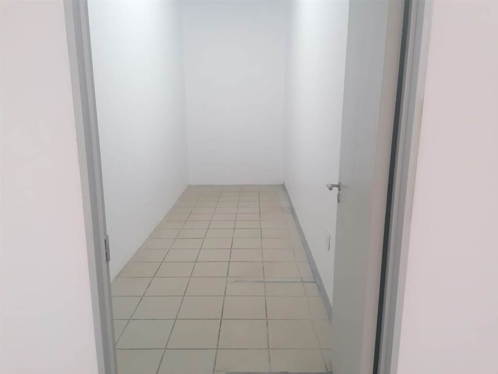 308  m² Commercial space in Louis Trichardt photo number 10