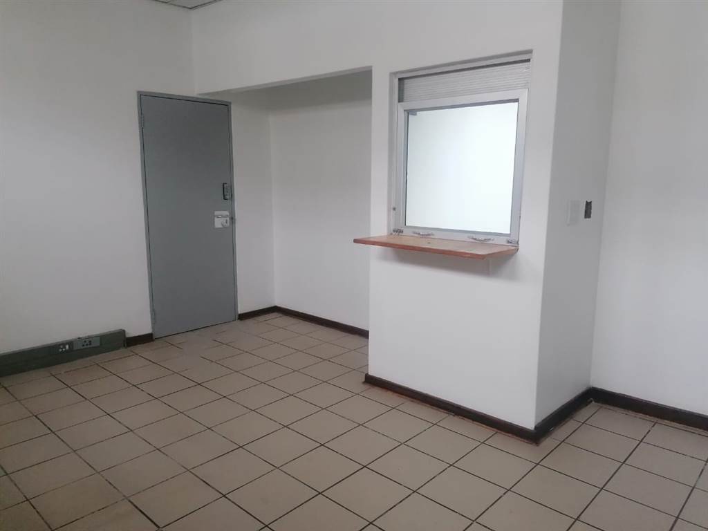 308  m² Commercial space in Louis Trichardt photo number 8