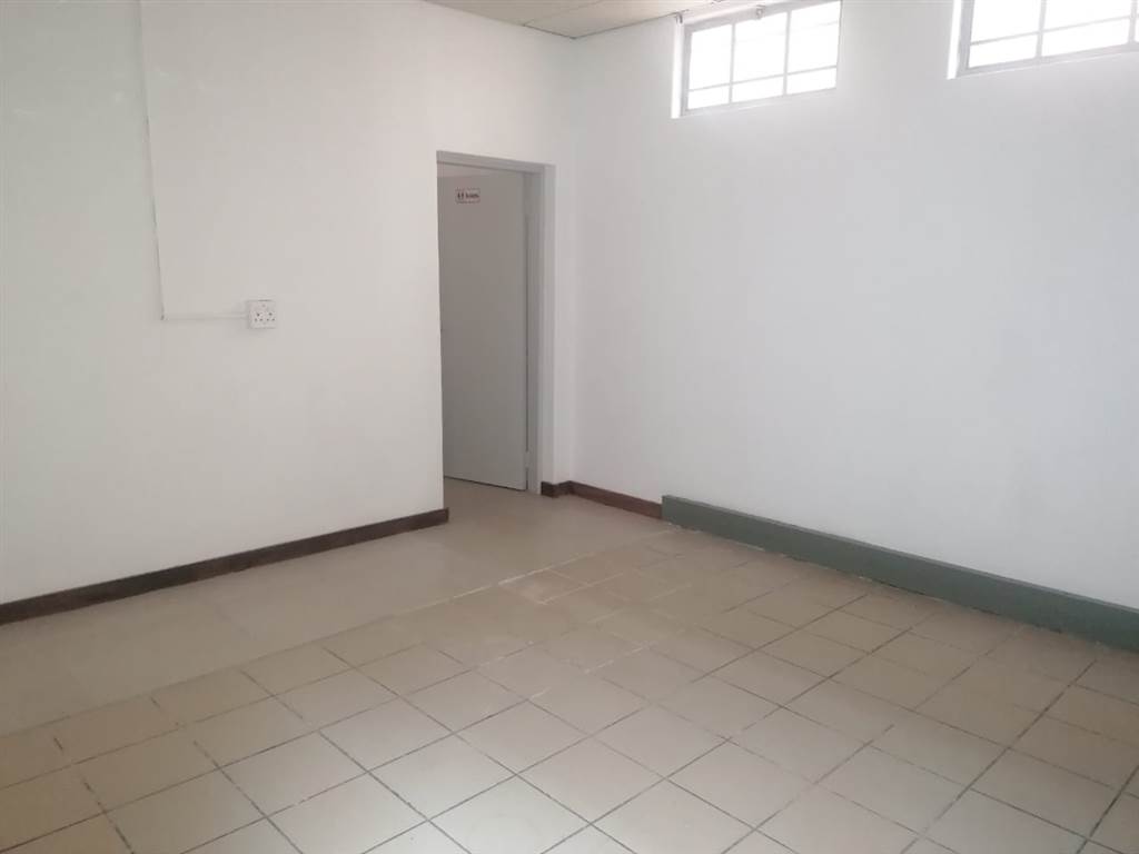 308  m² Commercial space in Louis Trichardt photo number 7