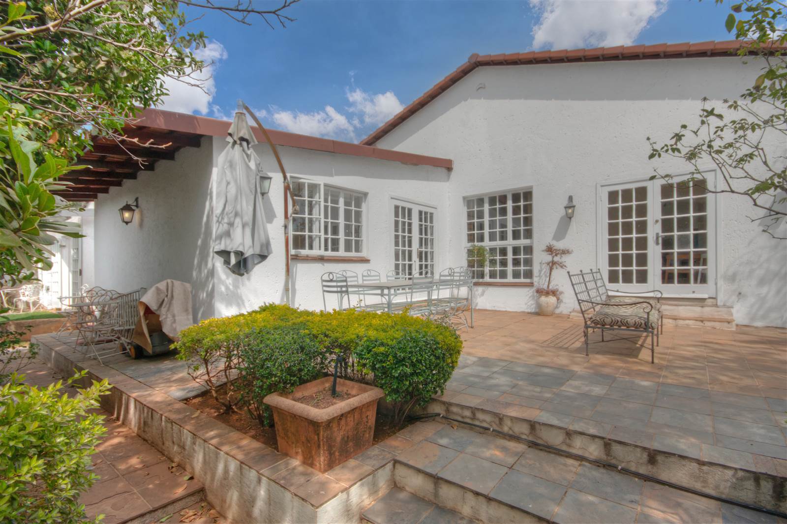 4 Bed Simplex in Inanda photo number 4