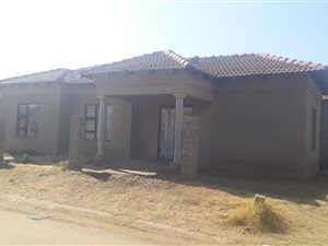 2 Bed House in Golden Gardens