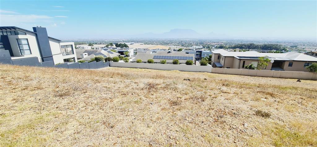 987 m² Land available in Plattekloof photo number 8