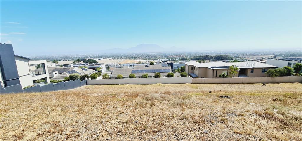 987 m² Land available in Plattekloof photo number 12