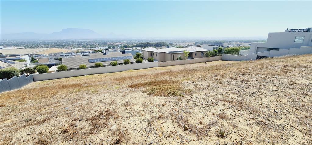 987 m² Land available in Plattekloof photo number 10