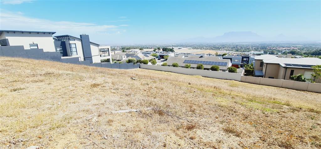 987 m² Land available in Plattekloof photo number 7