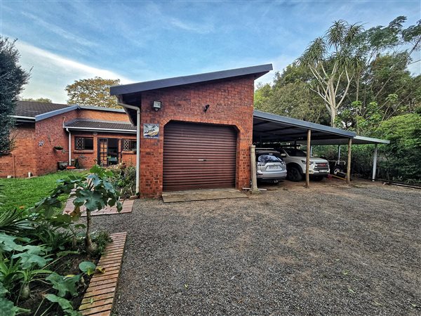 4 Bedroom House 4 Bedroom House