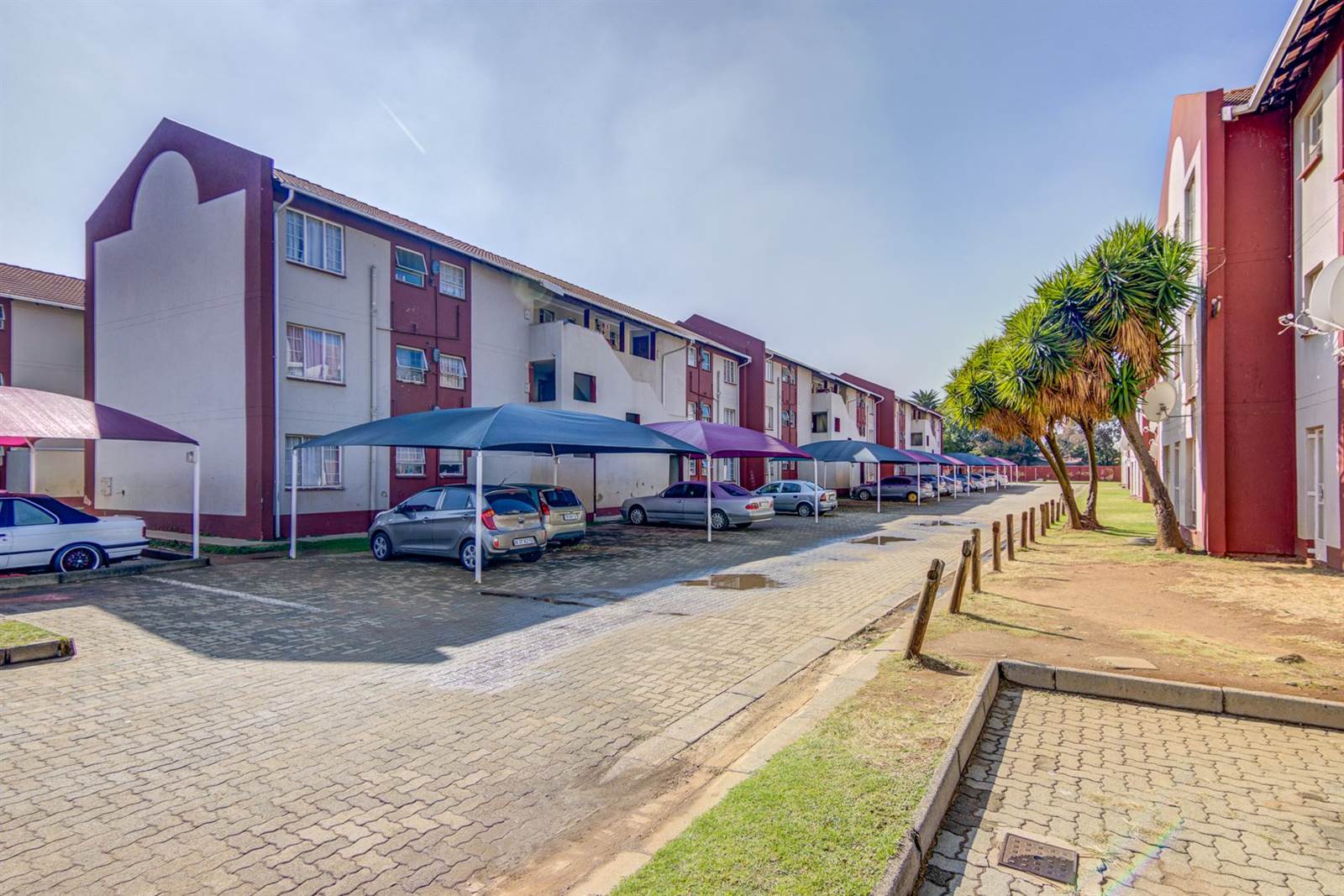 3 Bed Apartment in Kempton Park Central photo number 14