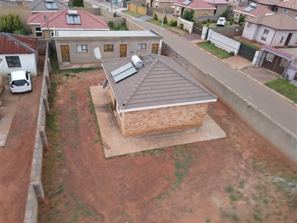 2 Bedroom House