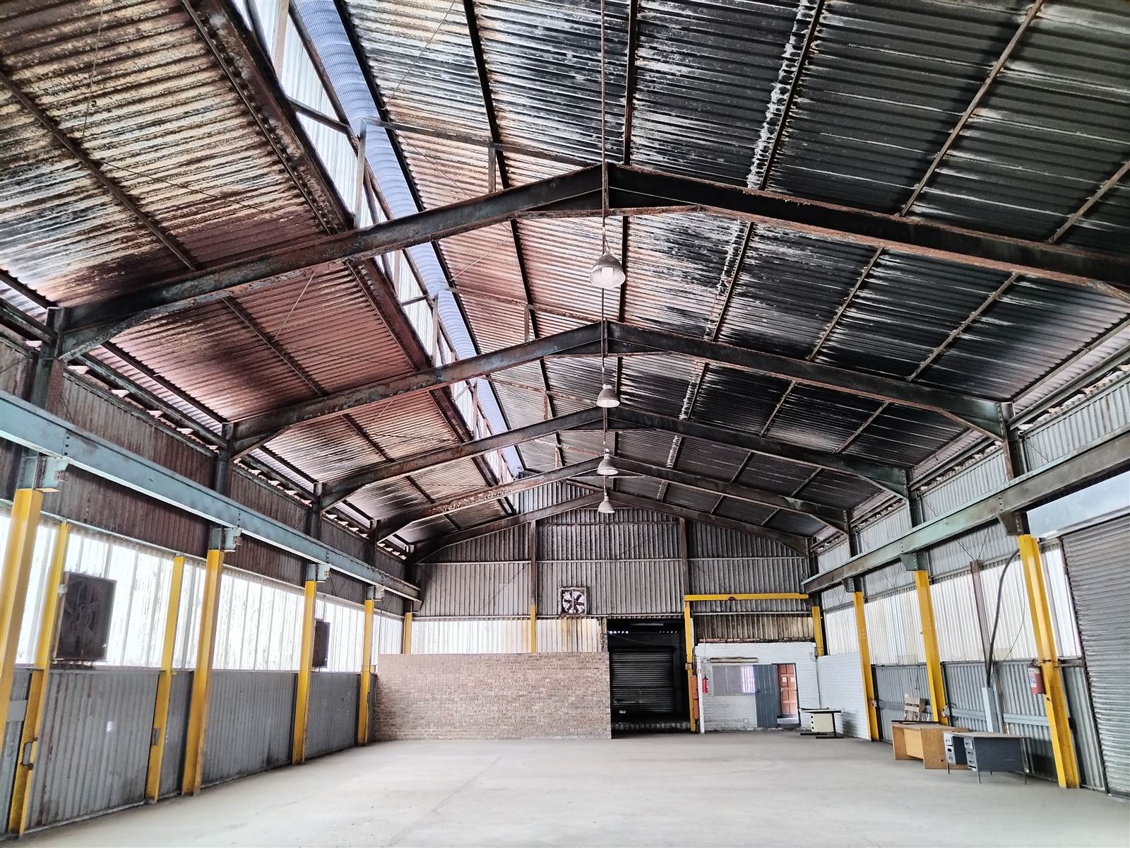 575  m² Industrial space in Alrode photo number 2