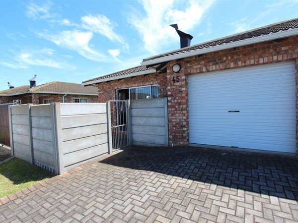 2 Bedroom Townhouse 2 Bedroom Townhouse