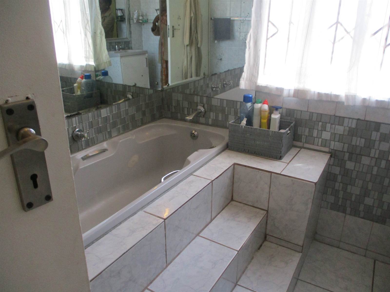 3 Bed House in Benoni Central photo number 14