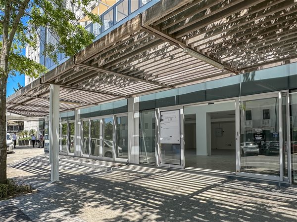 226  m² Retail Space