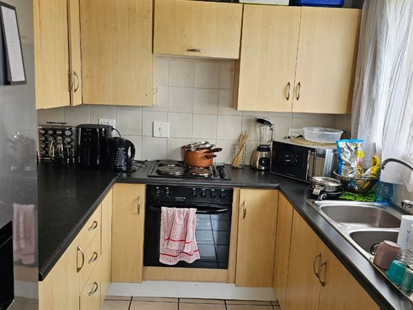 2 Bed Apartment in Queenswood