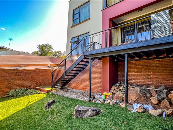 2 Bedroom Townhouse
