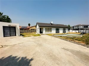 3 Bed House in Elsburg