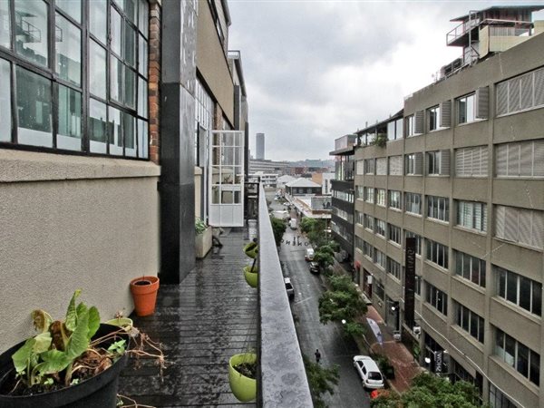 2 Bed Apartment in Maboneng