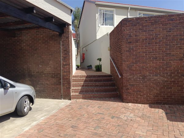 2 Bed Townhouse in Morninghill