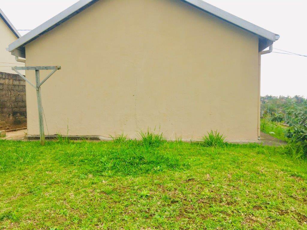 3 Bed House in Port Shepstone photo number 9